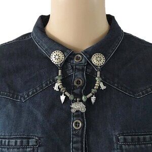 vintage | 80s southwestern cowgirl concho charm dainty unisex jewelry collar pin